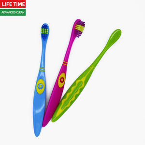 <span class=keywords><strong>Cepillo</strong></span> de Dientes para Niños de 3+ Años, Personalización Directa de Fábrica, Mango Ancho y Colorido, Cerdas Suaves para una Limpieza Clásica - Product Image 5