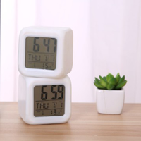 Offre Spéciale LED 7 couleur Numérique Intelligent Alarme Montre Table Électronique De Bureau Horloges Accueil Horloge Heure de Réveil