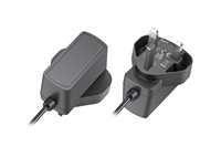 Service personnalisé Adaptateur secteur AC/DC avec prise UK Éclairage LED Matériel PC 12V 2A Courant de sortie Connexion enfichable