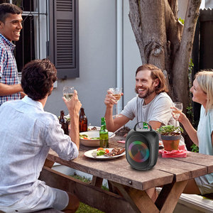 ZQS-W4106 Loa Di Động Với RGB Đèn Âm Thanh <span class=keywords><strong>Stereo</strong></span> Bằng Giọng Nói Điện Thoại Di Động Loa <span class=keywords><strong>Bluetooth</strong></span> Di Động Cho Ngoài Trời - Product Image 3