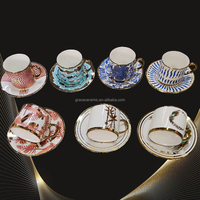 Nouvelles tasses à café de luxe personnalisées en porcelaine arabe 90ml petite tasse à café arabe turque en métal doré et ensemble de soucoupe