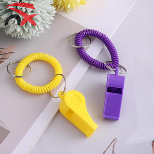 Ingrosso logo personalizzato bocchino arbitro pratica di calcio fischio sportivo fischietto portachiavi con braccialetto - Product Image 5