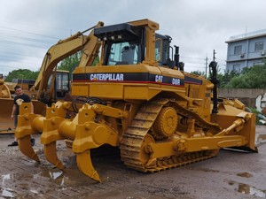 รถดันดินตีนตะขาบ CAT D8R มือสอง รอยขีดข่วนบนพื้นผิวเล็กน้อย ราคาดี เหมาะสำหรับงานดิน - Product Image 6