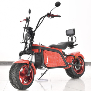 Scooter Électrique Haute Vitesse Économique 60V 20AH 3000W 1500W 2000W avec Pédales et Frein à Disque - Product Image 6