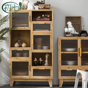 Mueble de entrada de madera natural estilo nórdico con puertas de vidrio, mueble de almacenamiento para sala de estar, mueble divisor para decoración del hogar - Product Image 1