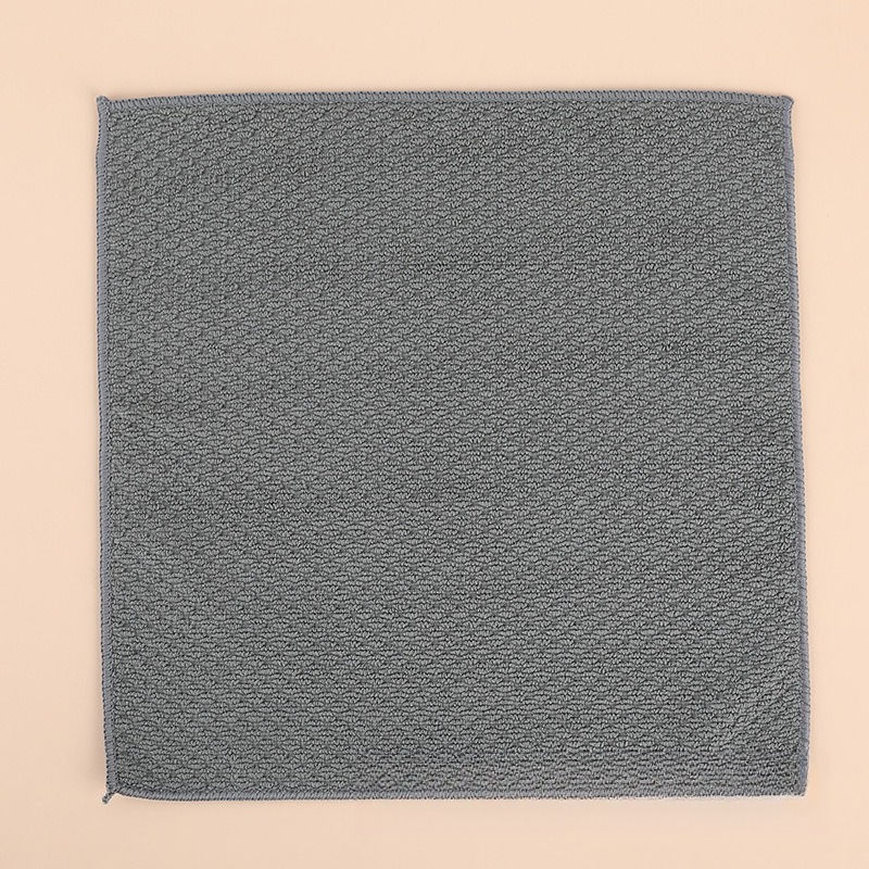 ขอบล็อคสีเทาเข้ม