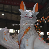Modèle animatronique de renard à neuf queues de la mythologie chinoise, modèle personnalisé d'animal mythique, robot renard géant blanc