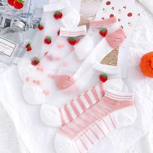 Calcetines transpirables de <span class=keywords><strong>cristal</strong></span> transparente de seda helada calcetines cortos dulces de fresa de fruta de barco para calcetines Kawaii - Product Image 1