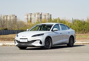 BYD Seal06 DM-i Ultra 2026, SUV Mediano Híbrido Enchufable <span class=keywords><strong>de</strong></span> 4 Puertas y 5 Asientos para Viajes Familiares Diarios y Uso Privado - Product Image 6