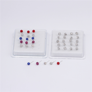 20 pz 4mm Disco Ball Crystal Mix Color Nose Studs Ball End <span class=keywords><strong>naso</strong></span> osso narice <span class=keywords><strong>argento</strong></span> <span class=keywords><strong>naso</strong></span> <span class=keywords><strong>Piercing</strong></span> gioielli <span class=keywords><strong>in</strong></span> scatola all'ingrosso - Product Image 6