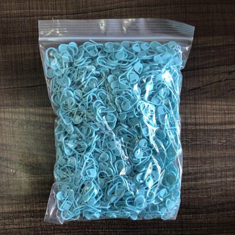 Bleu clair1000 crochets