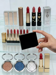 Perfume Cc Luxury Gold Metallic <span class=keywords><strong>Eau</strong></span> <span class=keywords><strong>De</strong></span> <span class=keywords><strong>Parfum</strong></span> para Hombre - 100 ml, Spray <span class=keywords><strong>de</strong></span> Fragancia <span class=keywords><strong>de</strong></span> Larga Duración, Perfume <span class=keywords><strong>de</strong></span> Alta Calidad Hecho en China - Product Image 4