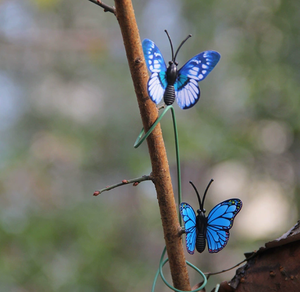 Mariposas 3D Coloridas para Jardín, Estacas de PVC de 4cm, Decoración Floral para Jardín - Product Image 6