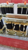 Reactores y Condensadores de Entrada/Salida de CA Serie Dika CKSG 0.35F 0.4kV 630A 50/60Hz para Compensación de Energía Reactiva Industrial