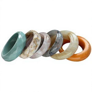Nuevas Pulseras de Resina Acrílica Coloridas con Bonitas Piedras Naturales Multicolores, Joyería Unisex Moderna y Elegante para Fiestas, para Mujer - Product Image 3