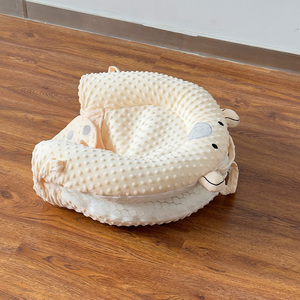 Xách tay trắng hồng sơ sinh bé bedding Set phòng tập thể dục chơi Mat ngủ bé làm tổ với đồ chơi - Product Image 4