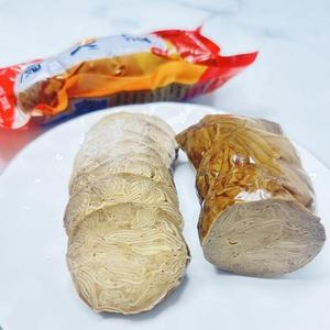 Rouleau de <span class=keywords><strong>jambon</strong></span> végétalien gourmet, produit à base de soja riche en protéines, saveur authentique épicée, artisanal - Product Image 3