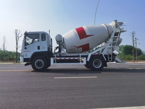 รถผสมคอนกรีต Dongfeng 4X2 4 คิวบิก รถผสมคอนกรีตใหม่ จัดส่งตรงจากโรงงานสำหรับตลาดแอฟริกา - Product Image 2