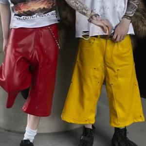 Pantalones Culottes de Cuero Sintético para <span class=keywords><strong>Hombre</strong></span>, Estilo Y2K, Anchos, Cortos, Holgados, de Moda Urbana, Estilo Punk y Hip Hop - Product Image 4