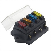 Bloque de Fusibles de Cuchilla para Auto de 12V/24V y 4 Vías con Montaje a Través de Orificio, Construcción de Metal y Plástico, Capacidad de Ruptura de Fusibles de 5A-20A