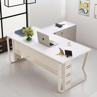 Bureau modulaire simple et moderne en bambou avec combinaison de chaises confortables pour le bureau du patron ou du superviseur