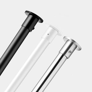 Barra telescópica perforada de acero inoxidable para colgar cortinas de baño y ropa, diseño moderno desmontable para montaje en puerta - Product Image 1