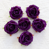 Vente en gros usine – Têtes de roses artificielles en soie colorées de 9 cm, fleurs réalistes pour événements de mariage et mur floral de la Saint-Valentin