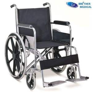 El equipo médico hospitalario más barato Silla de ruedas médica económica de acero inoxidable con lista de precios en la India - Product Image 3