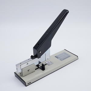 किफायती धातु भारी शुल्क बेचनेवाला 100 चादरें YF9935 कार्यालय स्टेशनरी की आपूर्ति - Product Image 4