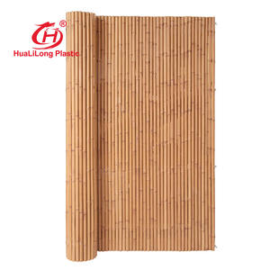 スポーツ・農場用 防犯フェンスパネル 熱処理木材 プラスチック・竹ロール付き 人工竹垣 - Product Image 1