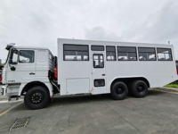 Bus de transport minier personnalisé 6x4 380HP Euro 3, 47 places, avec protection anti-chute
