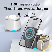 2025 Producto de tendencia 3 en 1 PD Adaptadores de carga Superficie magnética desmontable multifuncional 5W 10W 15W Cargador inalámbrico