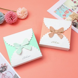 Food Grade Recycled Art Paperboard Sliced Bread Cheese Cupcake Waffles Macaroons Pancakes Packaging Box With Logo