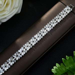 HIBRIDE Fashion Hot Selling <b>Best</b> Gift Snow Flower Shape AAA CZ Bangle Charm <b>Bracelet</b> for Women Party Wedding Accessories B-74 - Product Image 3