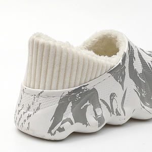 Nouvelles pantoufles chaudes imperméables tendance, sabots d'hiver confortables antidérapants à coupe large, chaussures <span class=keywords><strong>orthopédiques</strong></span>, claquettes fourrées OEM pour hommes - Product Image 5