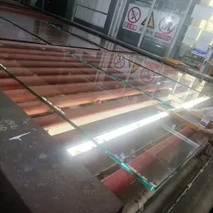 Kaca meja furnitur bening pinggiran polesan 12 19 mm kuat atas meja kaca Tempered halus