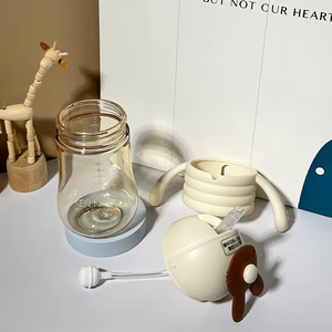 Bouteille d'eau pour bébé de haute qualité, mignonne, <span class=keywords><strong>anti</strong></span>-<span class=keywords><strong>fuite</strong></span>, <span class=keywords><strong>anti</strong></span>-chute, portable, avec poignée et paille - Product Image 2
