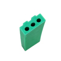 Profil de bande de roulement d'escalier en PVC UHMW PE en plastique vert antidérapant avec 3 modèles circulaires