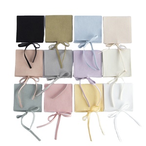 Pochette à bijoux en microfibre avec logo personnalisé, avec nœud papillon, sac de rangement pour accessoires, petit sac en velours, sac à rabat pour colliers et boucles d'oreilles - Product Image 1