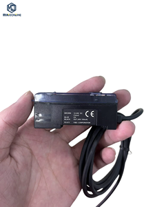 FV-V11 เครื่องขยายสัญญาณไฟเบอร์ออปติก เซ็นเซอร์ไฟเบอร์ออปติก เซ็นเซอร์โฟโตอิเล็กทริคคุณภาพสูง ตอบสนองรวดเร็ว อุปกรณ์ตรวจจับในอุตสาหกรรม - Product Image 1
