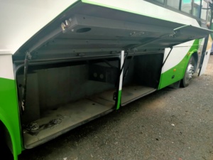 Bus YouTong pour voyagistes ZK6112D 53-65 sièges conduite à gauche autocars d'occasion Bus pour le transport <span class=keywords><strong>de</strong></span> passagers et le <span class=keywords><strong>tourisme</strong></span> - Product Image 3