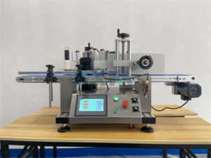 Machine d'étiquetage de bouteilles en verre de bureau, commande servo, positionnement haute précision, norme GMP, applicateur d'étiquettes, moteur automatique - Product Image 5