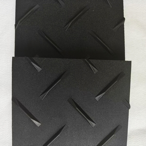 Tapis de protection du sol en HDPE, tapis de route temporaire, panneau d'accès robuste pour chantier de construction, allée de circulation pour projets miniers et pétroliers - Product Image 2