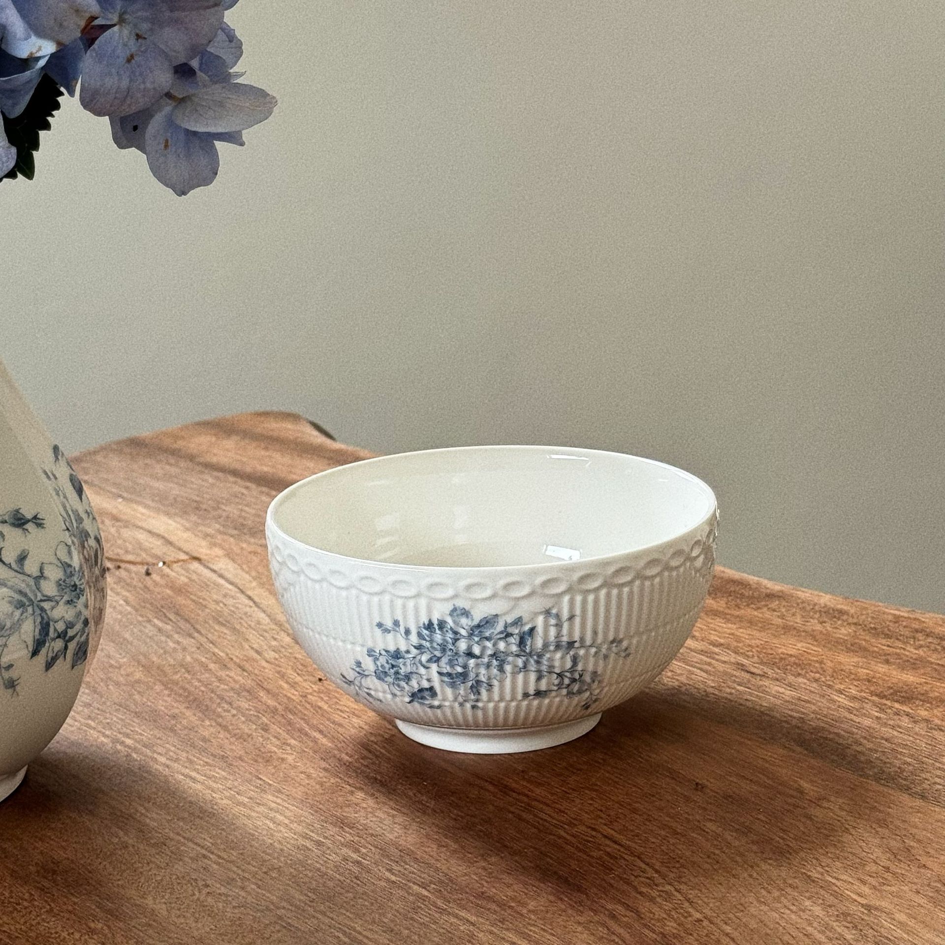 Bol à fleurs bleu 1365cm