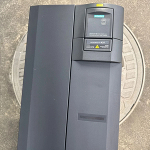 Variador de Frecuencia CA 6SE64302UD355FA0 6SE6430-2UD35-5FA0, 55kW, 380V-480V, Trifásico, para HVAC y Bombas - Product Image 3