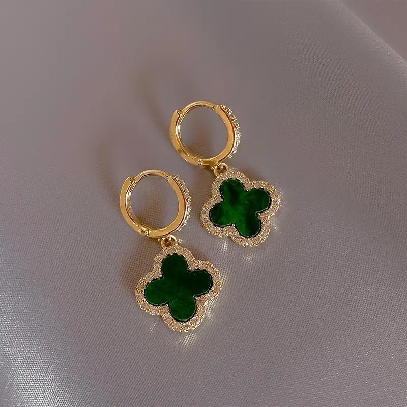 Four-leaf Clover Earrings For Women Classic Sweet Style Earrings Copper Gold-plated Light Luxury Shiny Diamond Zircon Earrings