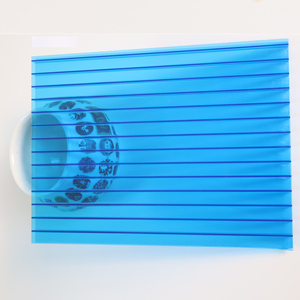 Paneles <span class=keywords><strong>de</strong></span> <span class=keywords><strong>Policarbonato</strong></span> <span class=keywords><strong>Celular</strong></span> al por Mayor <span class=keywords><strong>de</strong></span> 6 mm <span class=keywords><strong>de</strong></span> Espesor, Lámina Hueca <span class=keywords><strong>de</strong></span> <span class=keywords><strong>Policarbonato</strong></span> para Techos - Product Image 1