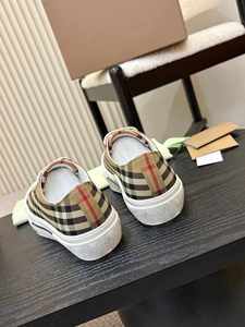 Calzado Deportivo de Lujo de Diseño de Alta Calidad 2026 - Zapatos para Hombre y Mujer con Parte Superior de Lona y Amortiguación para Todas las Temporadas - Product Image 4