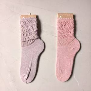 <span class=keywords><strong>Lot</strong></span> de chaussettes en liquidation, stock d'usine, assortiment mixte, chaussettes mi-mollet pour femmes à bord souple, empilables, prix abordable pour l'Afrique et l'Arabie Saoudite - Product Image 2