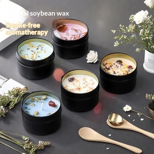 Kristal Taşlı ve Kurutulmuş Çiçekli El Yapımı Soya Balmumu Kokulu Mum, Lüks Demir Kutuda Toptan Hediyelik Eşya - Product Image 4